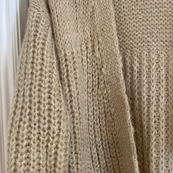 Zara Women's Chunky Knit Cardigan Sweater - Picture 4 of 4